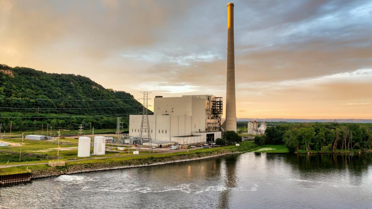 Портативна зарядна станція Jackery — огляд моделей 2026